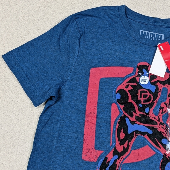 NWT Marvel Comics Daredevil French Blue T-shirt Men's Size Small - Picture 3 of 15